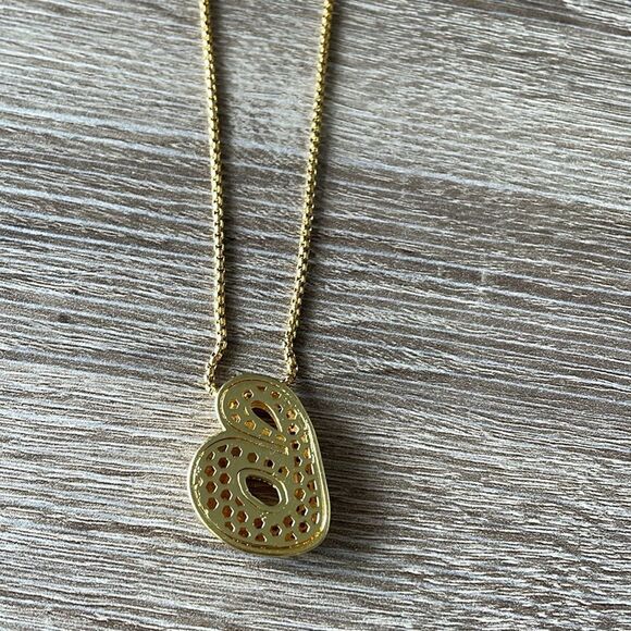 Hailey Bieber B necklace N199 - Picture 5 of 5